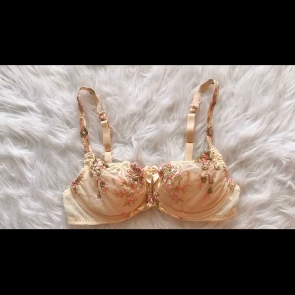 Vintage Victoria Secret Bra